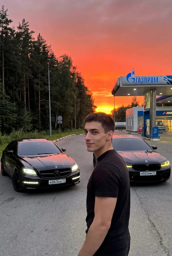 Фото парня на аву: У CLS AMG